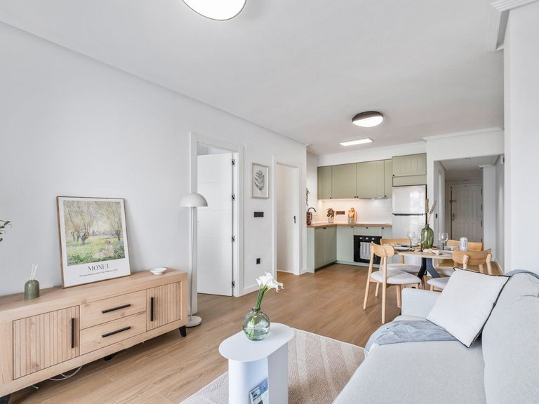 Apartment for Sale in Playa Flamenca, Alicante 4
