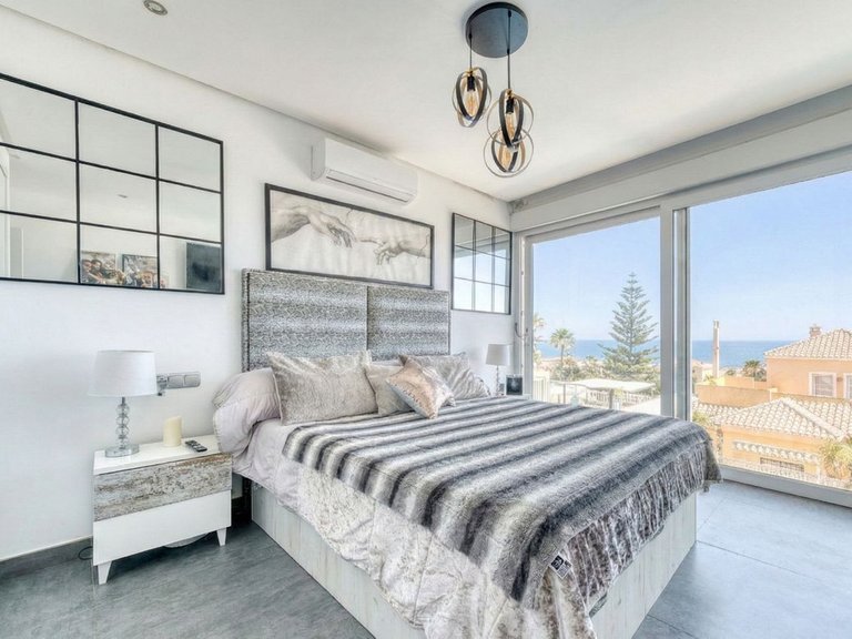 Villa for Sale in Costa del Sol Estepona, Malaga 19