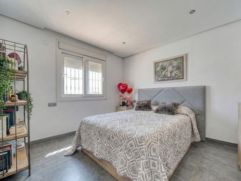 Villa for Sale in Costa del Sol Estepona, Malaga 6