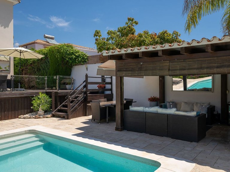 Villa for Sale in Río Real, Malaga 15