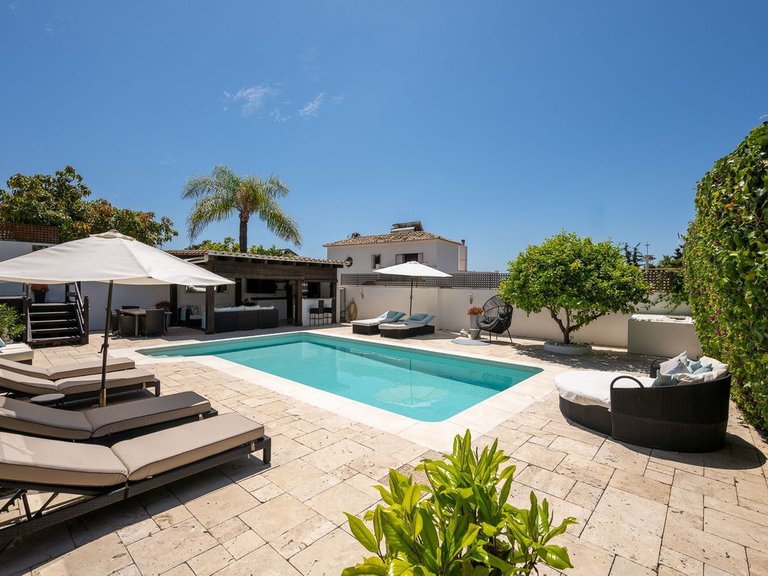 Villa for Sale in Río Real, Malaga 2