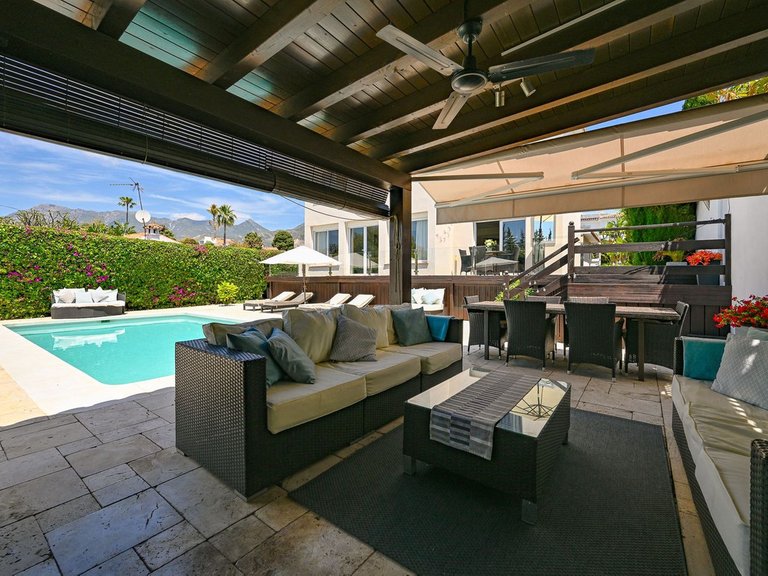 Villa for Sale in Río Real, Malaga 3