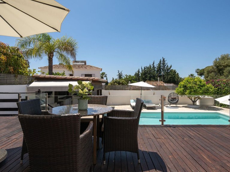 Villa for Sale in Río Real, Malaga 41
