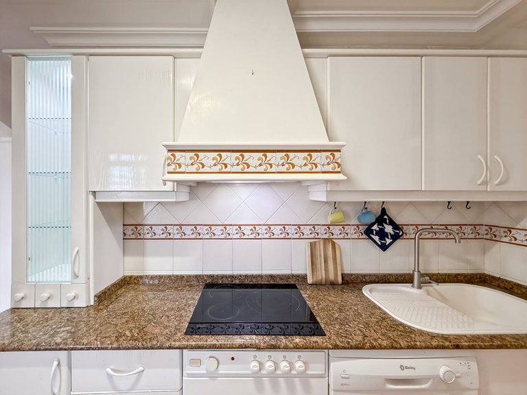 Apartment for Sale in Los Tilos, Malaga 18