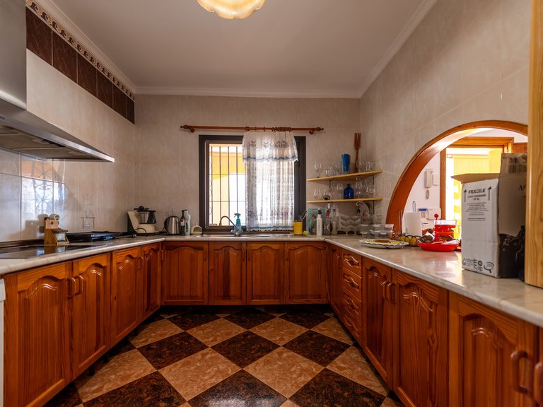 Villa for Sale in Las Chapas, Malaga 19