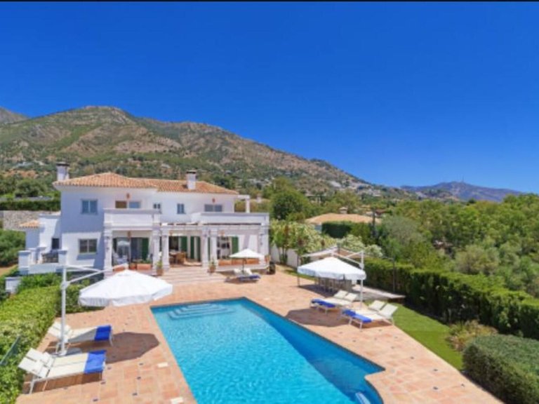 Villa for Sale in Costa del Sol Mijas, Malaga 1