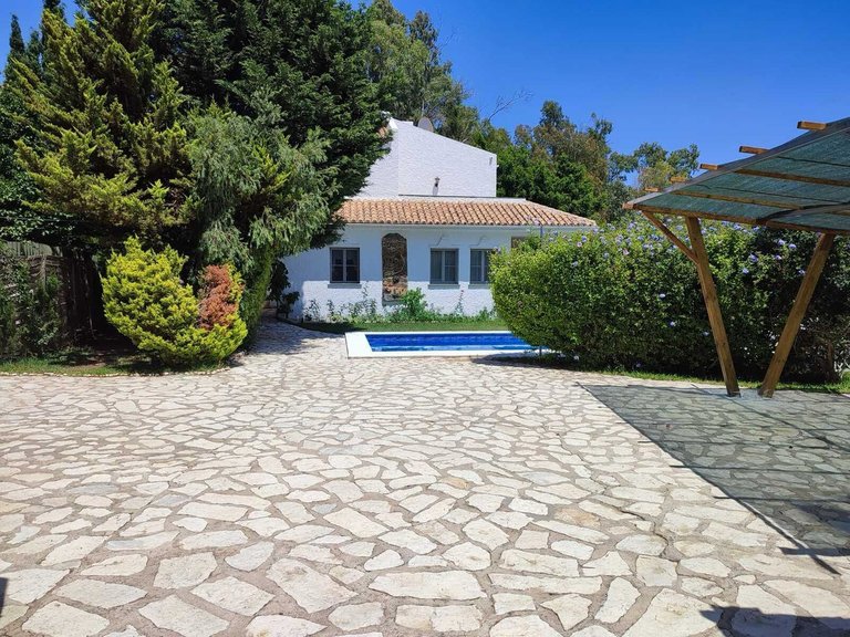 Apartment for Sale in Costa del Sol, Mijas Costa, Malaga 2