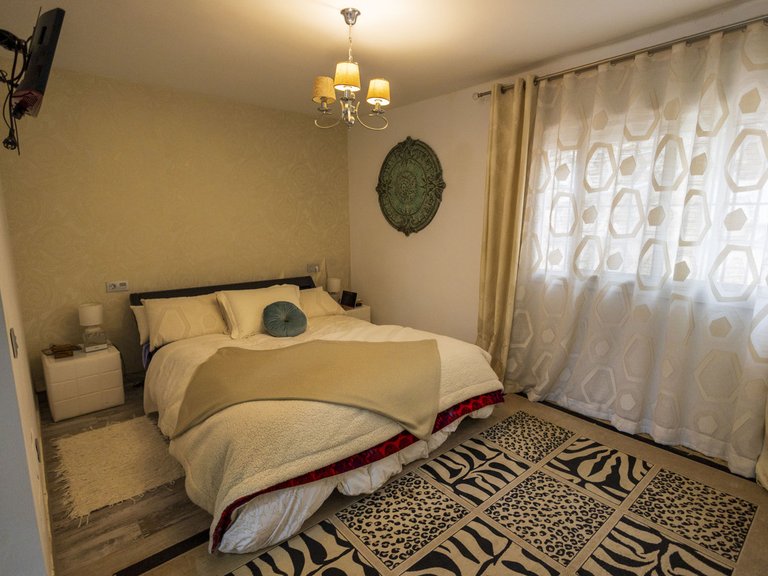 Villa for Sale in Estepona, Malaga 15