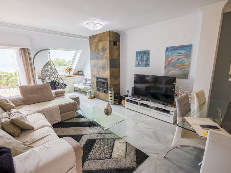 Villa for Sale in Estepona, Malaga 2