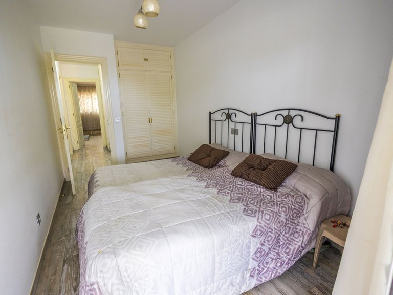Villa for Sale in Estepona, Malaga 9