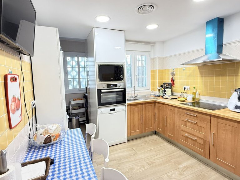 Apartment for Sale in Estepona, Malaga 20