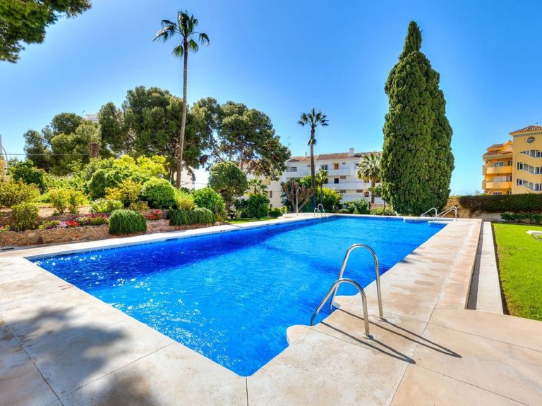 Apartment for Sale in Benalmadena Costa, Malaga 16