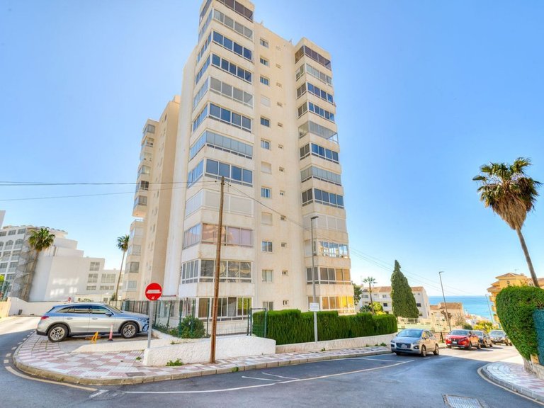 Apartment for Sale in Benalmadena Costa, Malaga 19