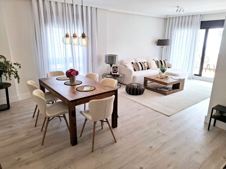 Apartment for Sale in Nueva Andalucía, Malaga 1