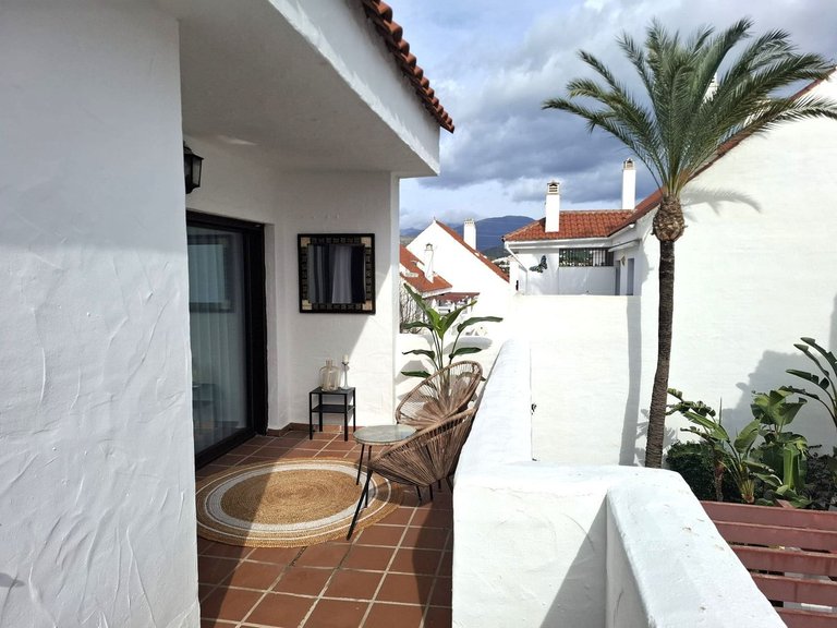 Apartment for Sale in Nueva Andalucía, Malaga 22