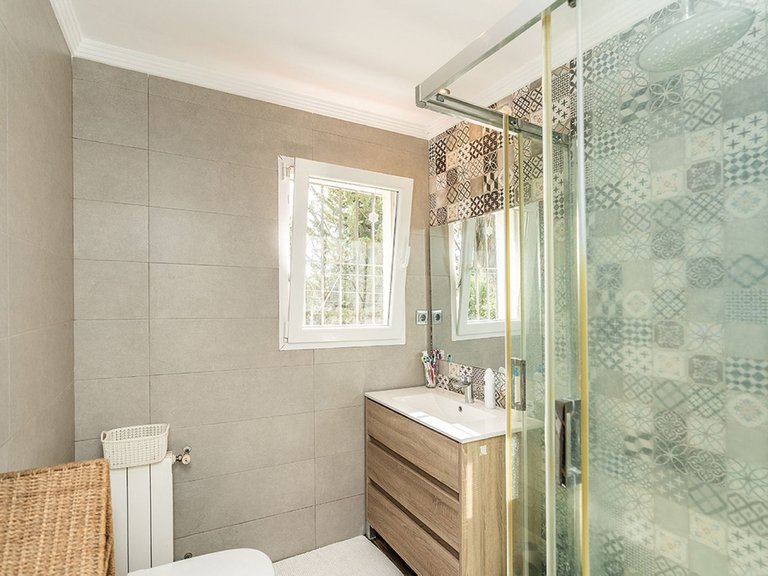 Villa for Sale in Costa del Sol Rio Real Golf, Malaga 22