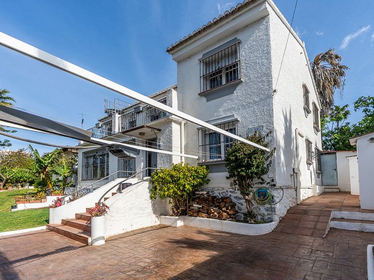 Villa for Sale in Costa del Sol Rio Real Golf, Malaga 28