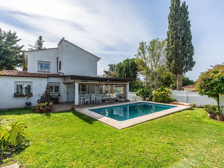 Villa for Sale in Costa del Sol Rio Real Golf, Malaga 29