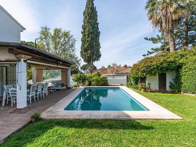 Villa for Sale in Costa del Sol Rio Real Golf, Malaga 31