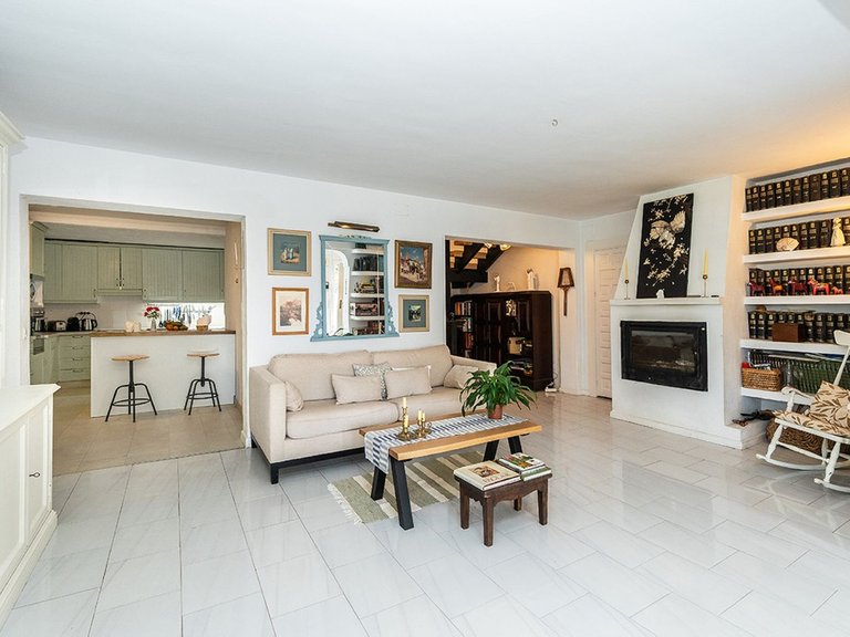 Villa for Sale in Costa del Sol Rio Real Golf, Malaga 4