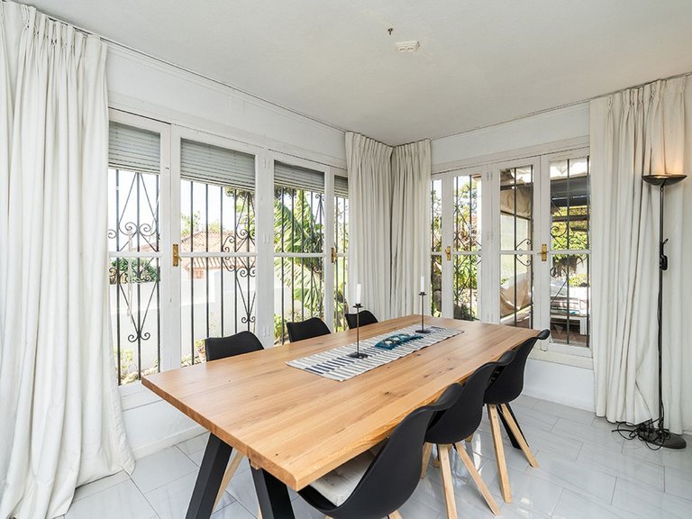 Villa for Sale in Costa del Sol Rio Real Golf, Malaga 5