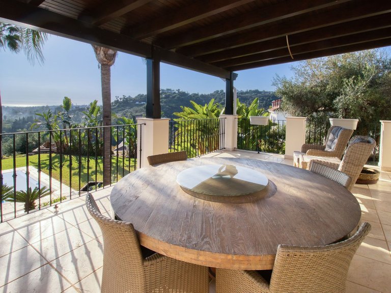 Villa for Sale in Estepona, Malaga 5