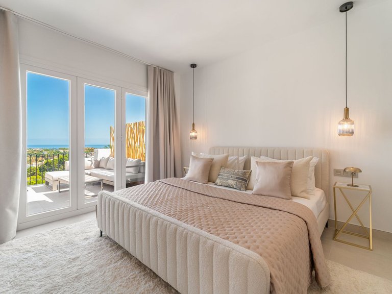 Apartment for Sale in La Quinta, Malaga 20