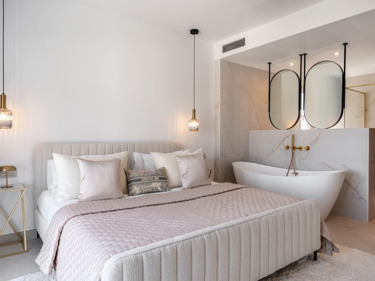 Apartment for Sale in La Quinta, Malaga 21