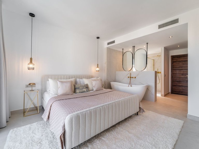Apartment for Sale in La Quinta, Malaga 24