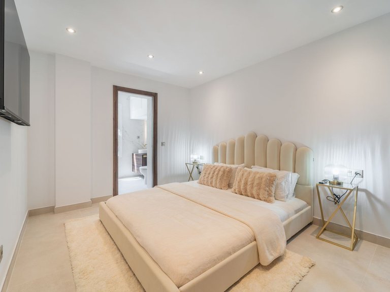 Apartment for Sale in La Quinta, Malaga 28