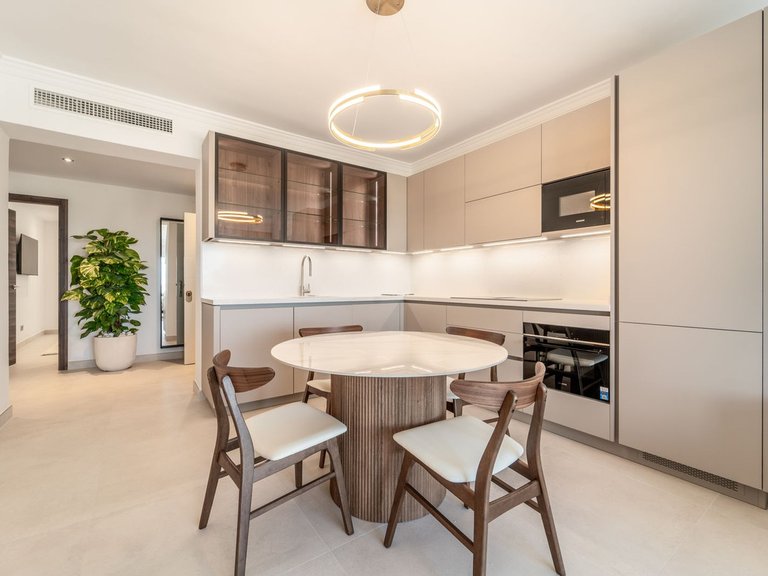 Apartment for Sale in La Quinta, Malaga 8