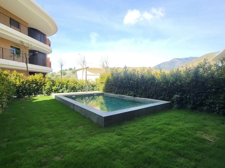 Apartment for Sale in Higueron, Malaga 1