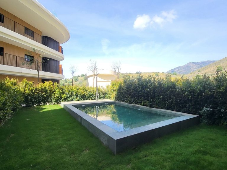 Apartment for Sale in Higueron, Malaga 16
