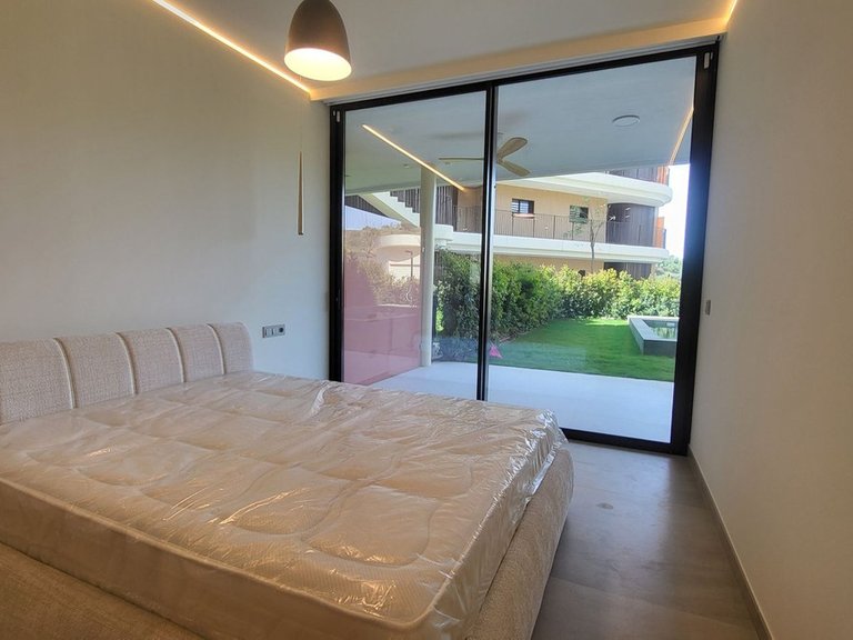 Apartment for Sale in Higueron, Malaga 5