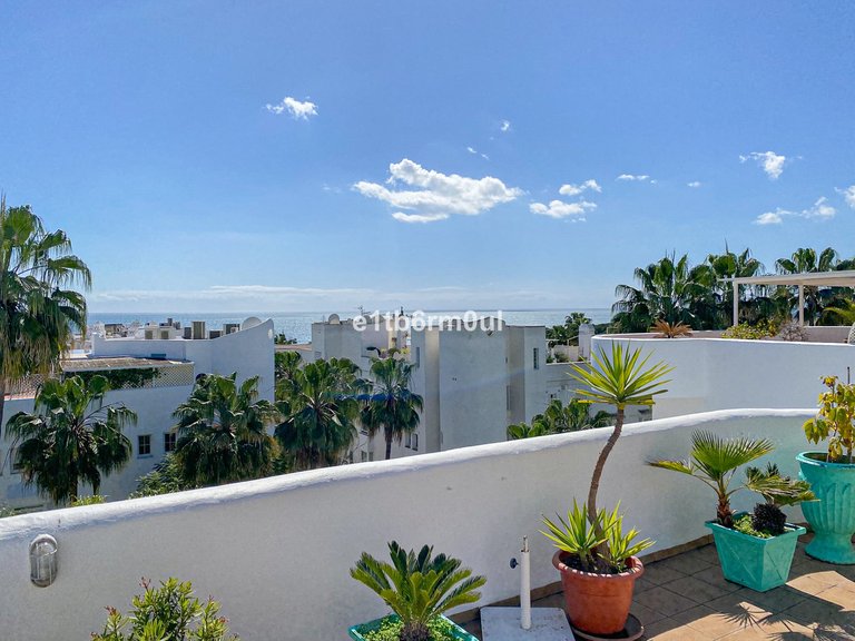 Apartment for Sale in The Golden Mile, Malaga 1