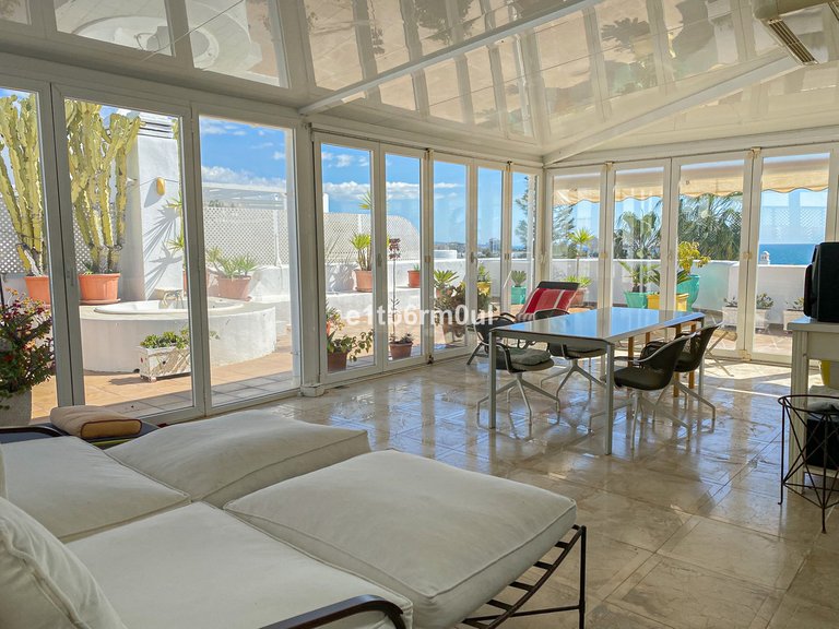 Apartment for Sale in The Golden Mile, Malaga 11