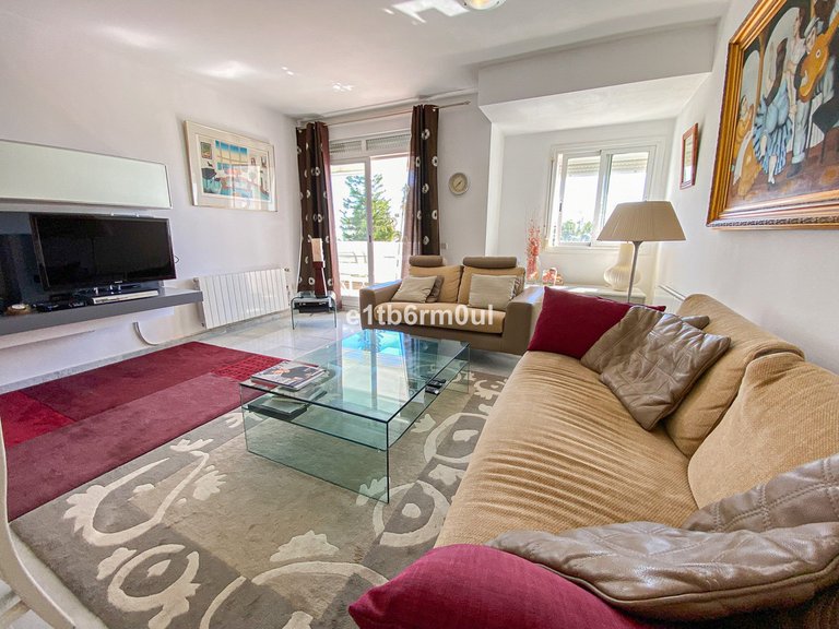 Apartment for Sale in The Golden Mile, Malaga 14