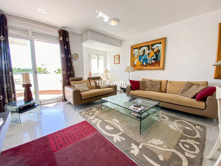 Apartment for Sale in The Golden Mile, Malaga 3