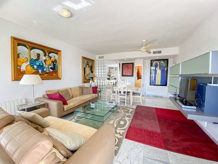 Apartment for Sale in The Golden Mile, Malaga 4