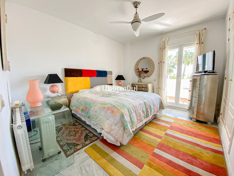 Apartment for Sale in The Golden Mile, Malaga 5