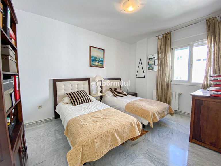 Apartment for Sale in The Golden Mile, Malaga 8
