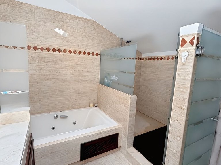 Apartment for Sale in Ojén, Malaga 31