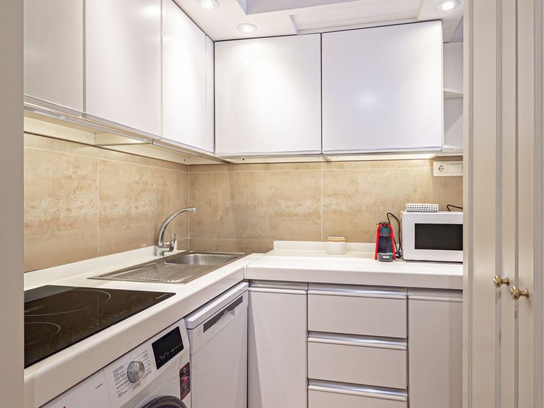 Apartment for Sale in Marbella, Malaga 22