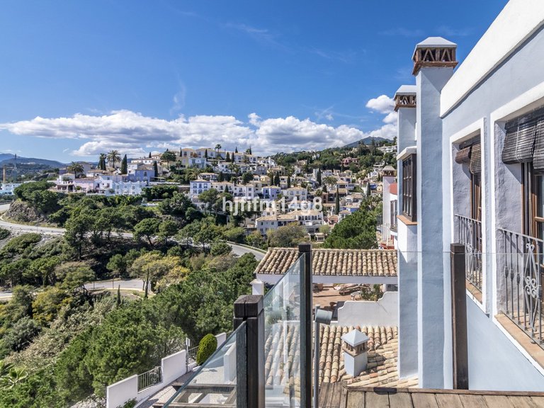 Villa for Sale in La Heredia, Malaga 20