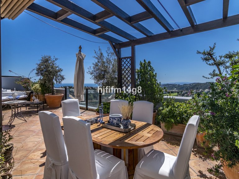 Villa for Sale in La Heredia, Malaga 3