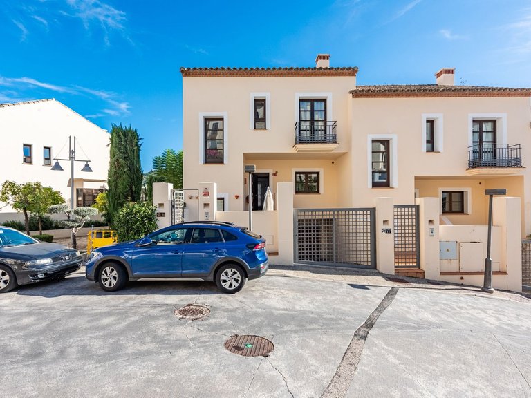 Villa for Sale in Benahavís, Malaga 26