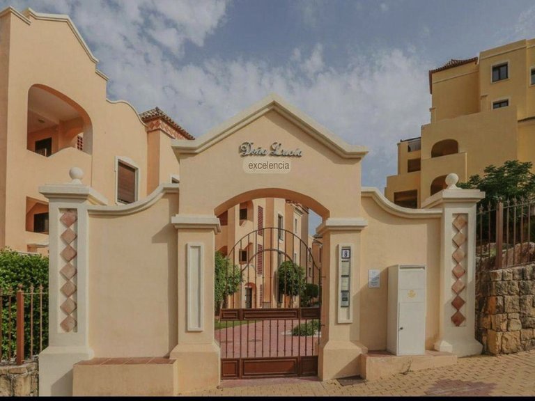 Apartment for Sale in Valle Romano, Malaga 2