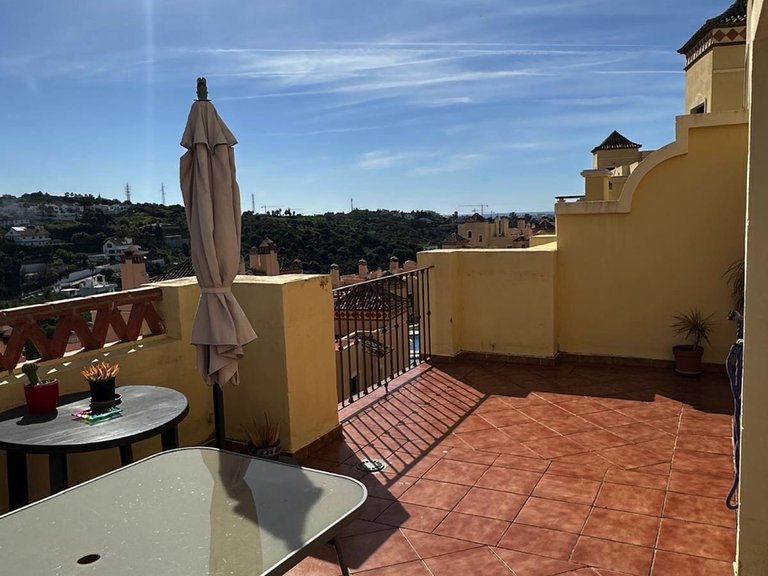 Apartment for Sale in Valle Romano, Malaga 3