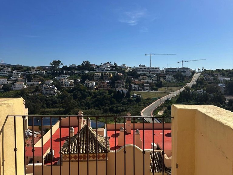 Apartment for Sale in Valle Romano, Malaga 5