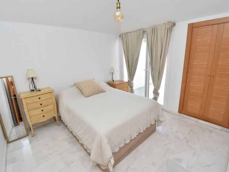 Apartment for Sale in Fuengirola, Malaga 10